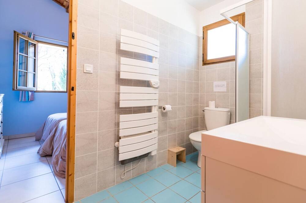 Photo of Bathroom in Lit-et-Mixe