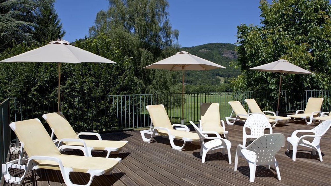 Photo of Patio Balcony in Vic-sur-Cere