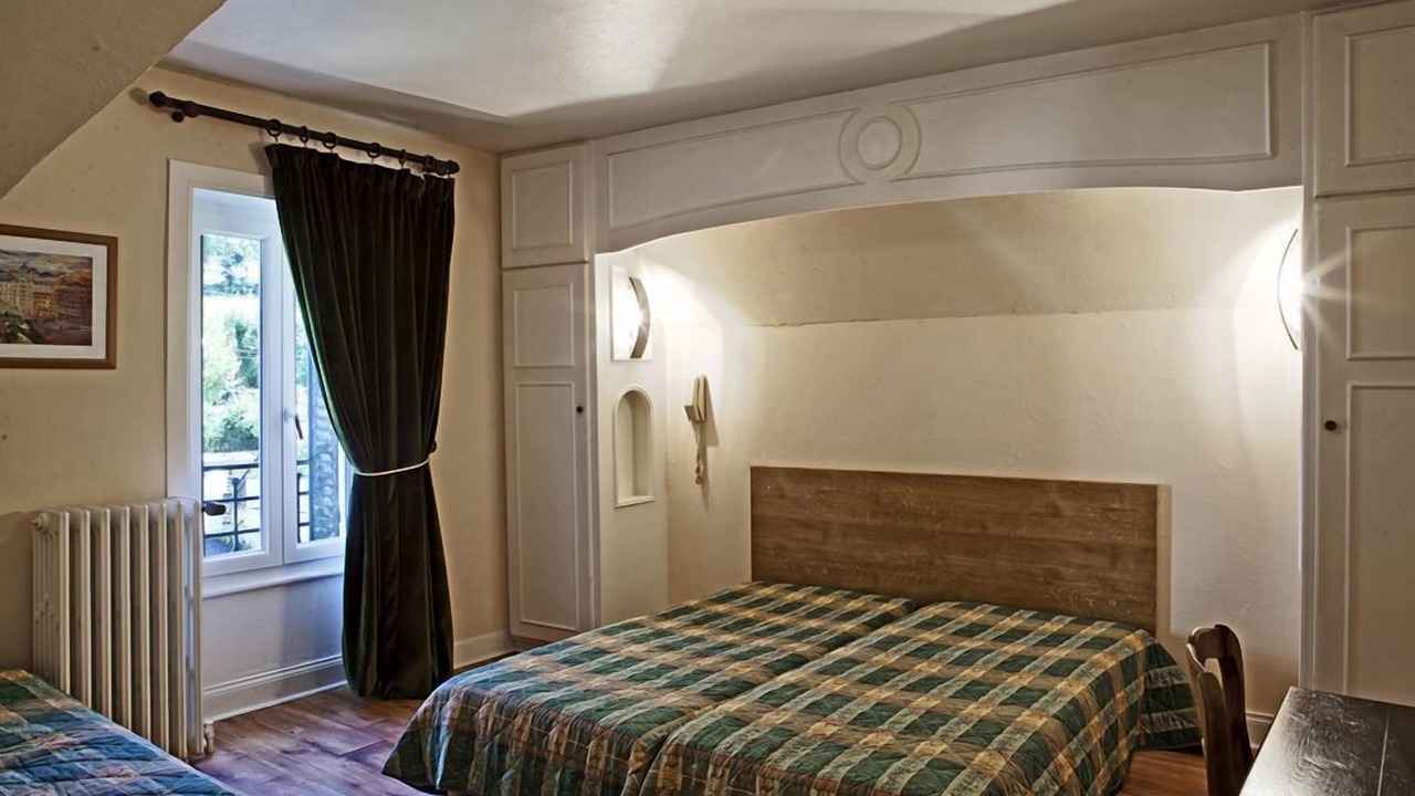 Photo of Bedroom in Vic-sur-Cere