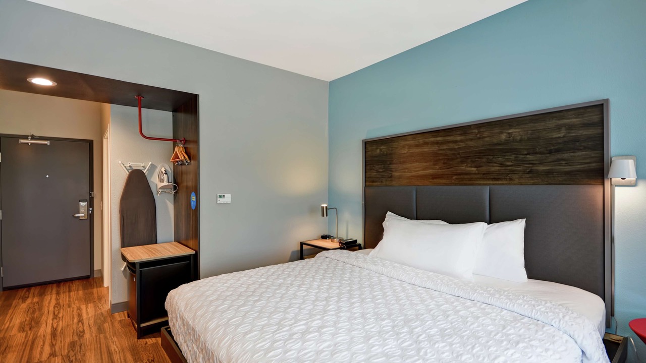 Photo of Bedroom in South Side