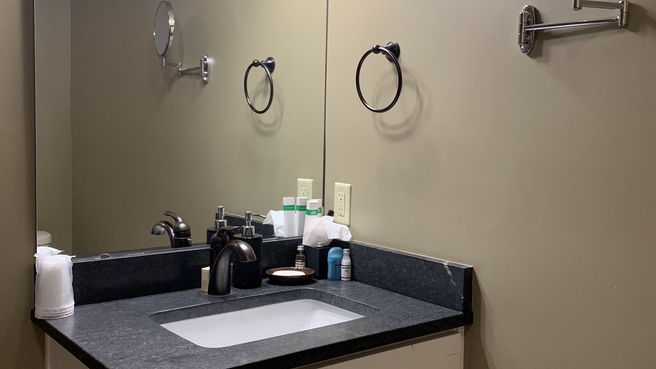 Photo of Bathroom in Maple Hill