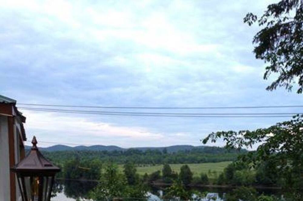 Photo of Patio Balcony in La Peche