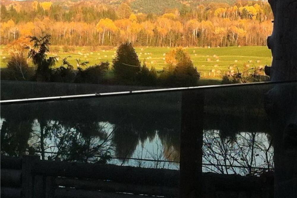 Photo of Others in La Peche