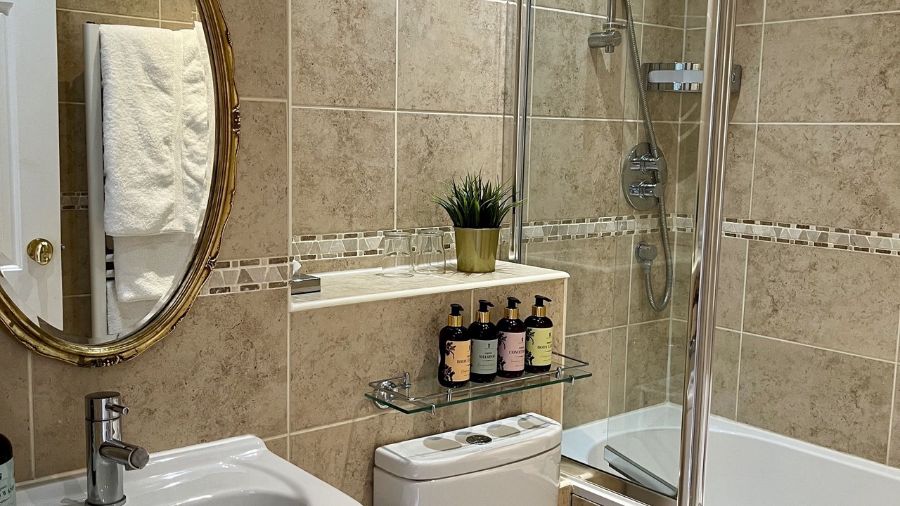 Photo of Bathroom in Inchbrook