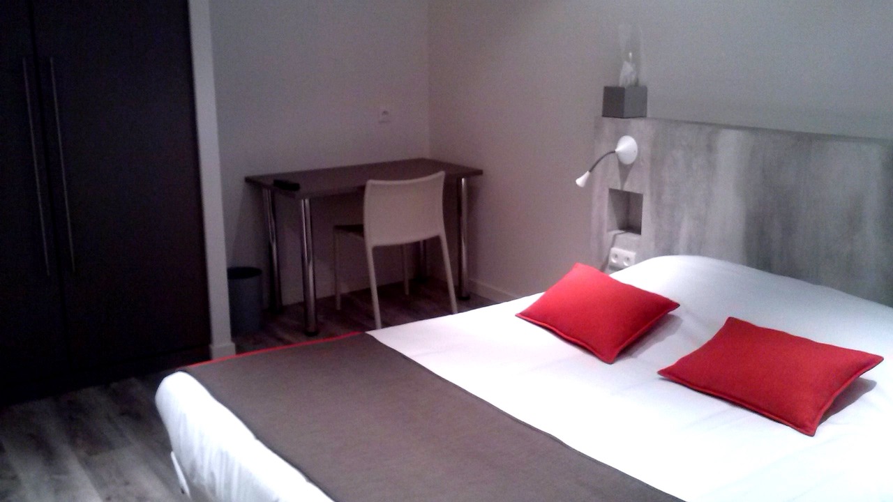 Photo of Bedroom in Hangest-sur-Somme