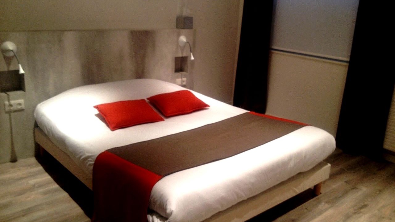 Photo of Bedroom in Hangest-sur-Somme