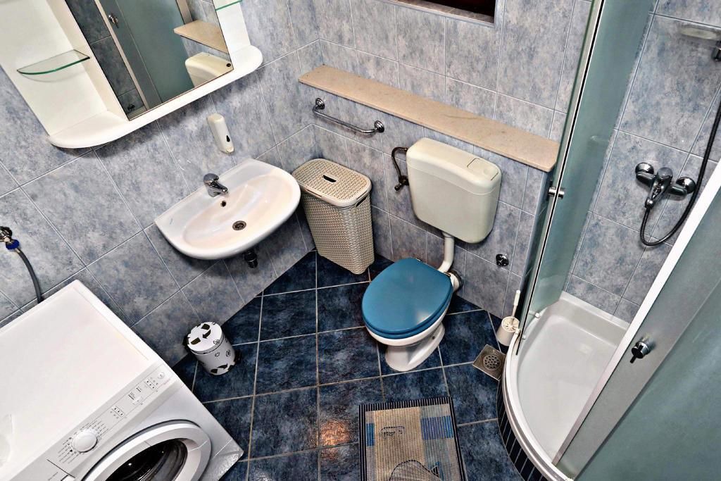 Photo of Bathroom in Seget