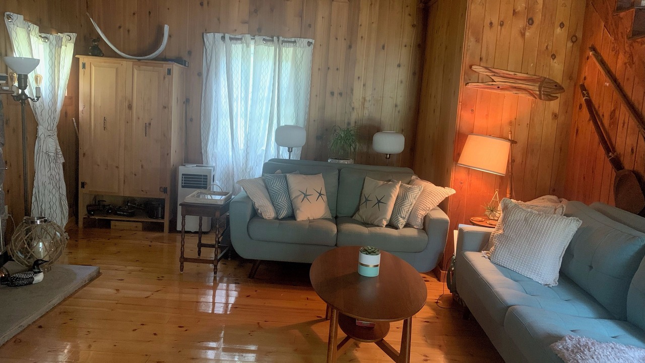 Photo of Livingroom in Saugeen Shores