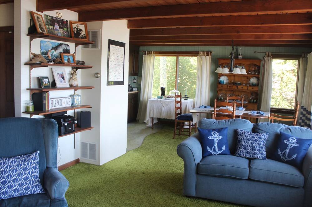 Photo of Livingroom in Sebascodegan Island