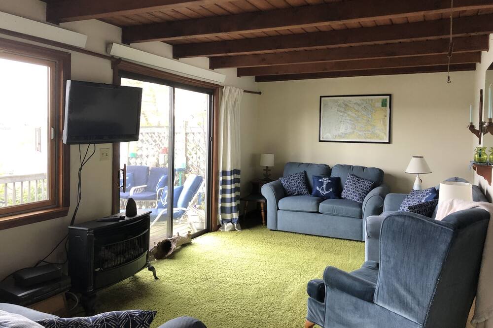 Photo of Livingroom in Sebascodegan Island