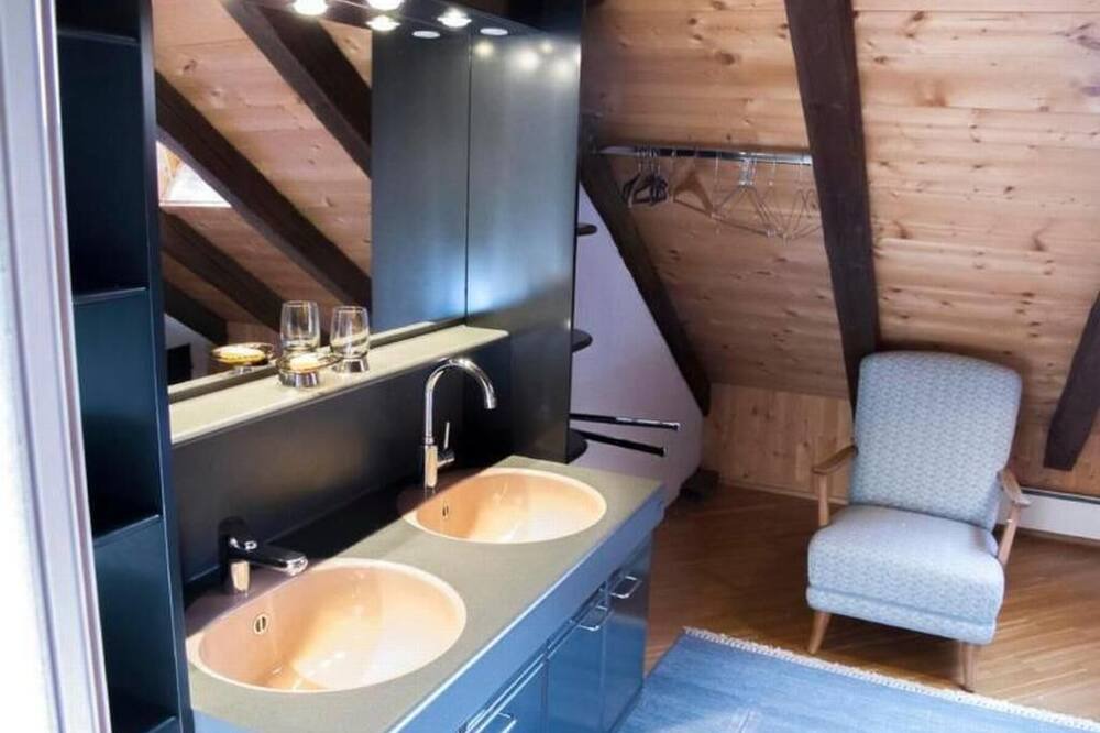 Photo of Bathroom in Valsot
