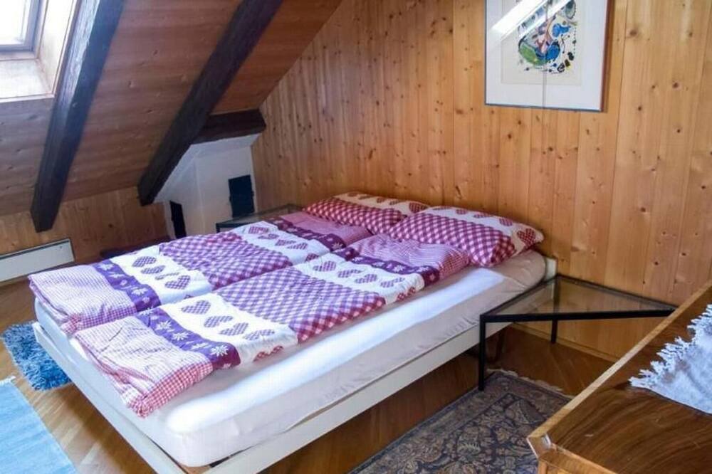 Photo of Bedroom in Valsot
