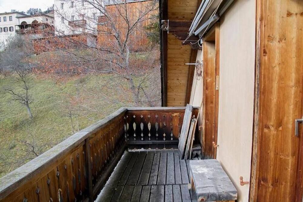 Photo of Patio Balcony in Valsot