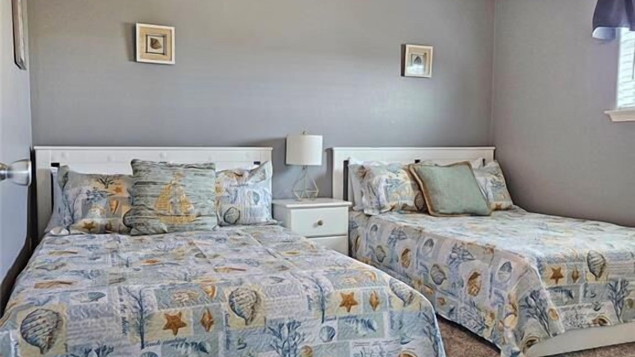 Photo of Bedroom in Surfside Beach