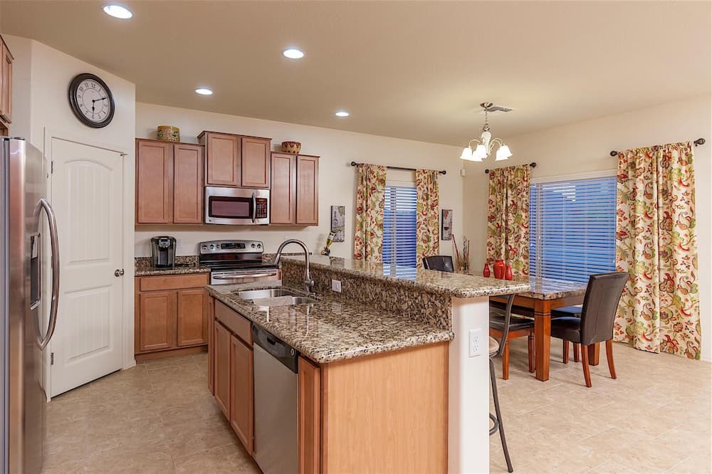 Photo of Kitchen in Surprise Farms