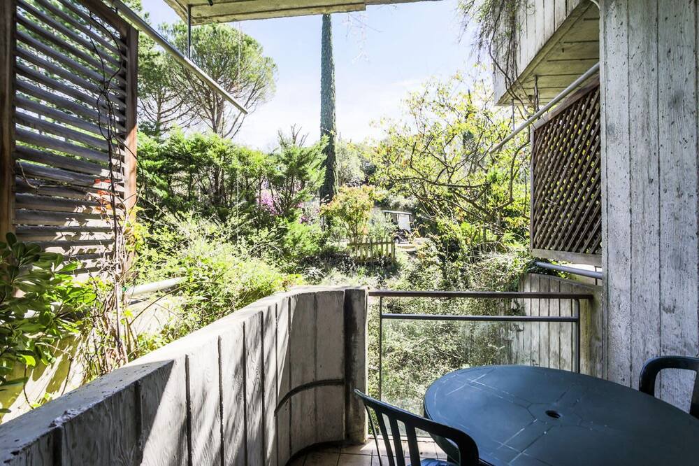 Photo of Patio Balcony in Rouret