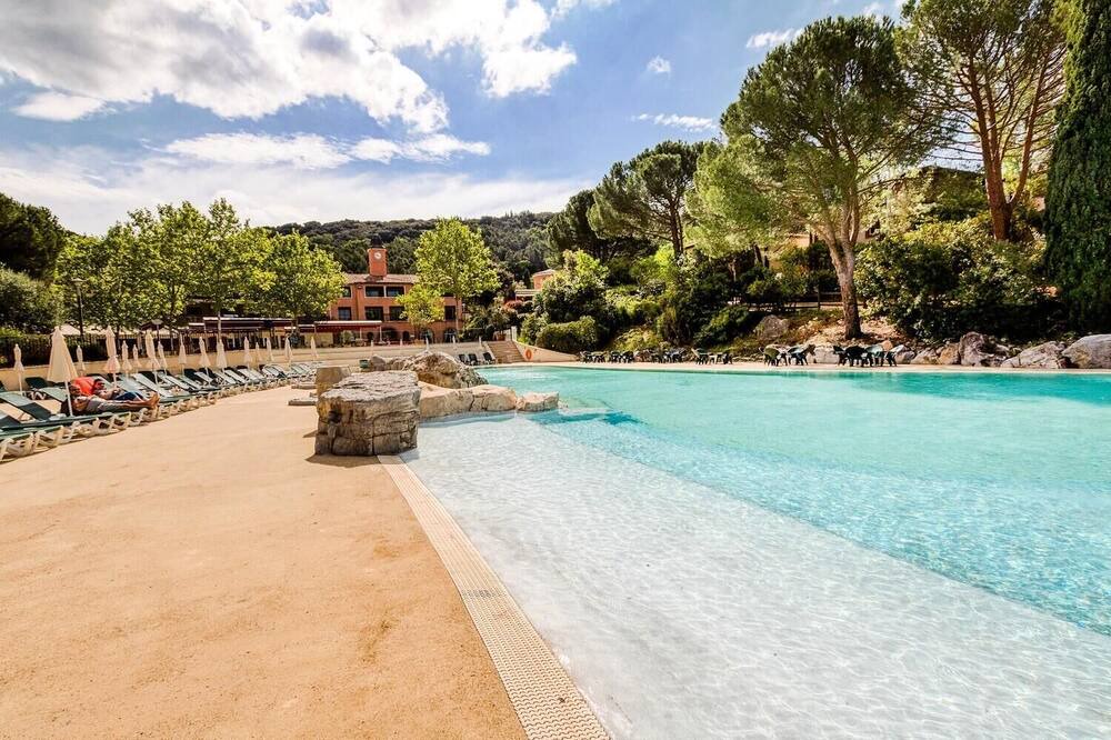 Photo of Outdoor in Rouret