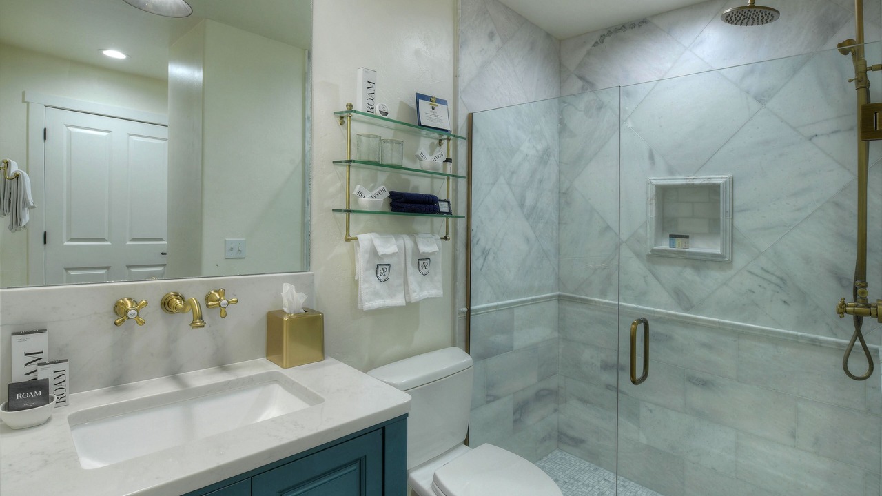 Photo of Bathroom in Armory Park