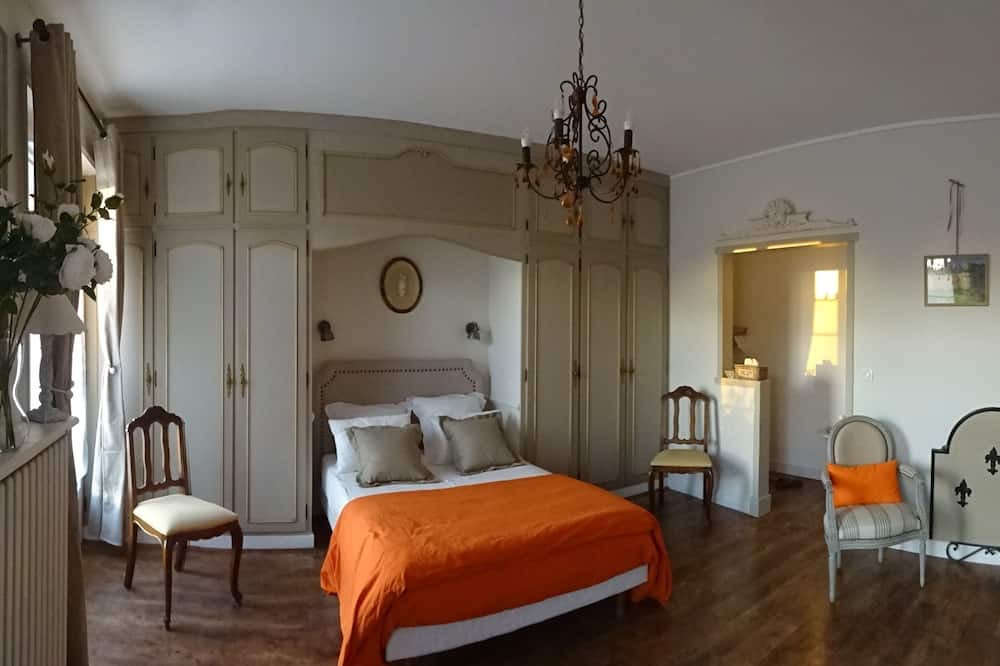 Photo of Others in Montlouis-sur-Loire