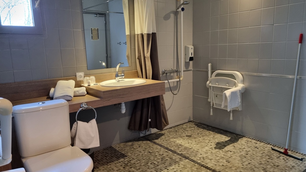 Photo of Bedroom in Saint-Nicolas-de-Redon