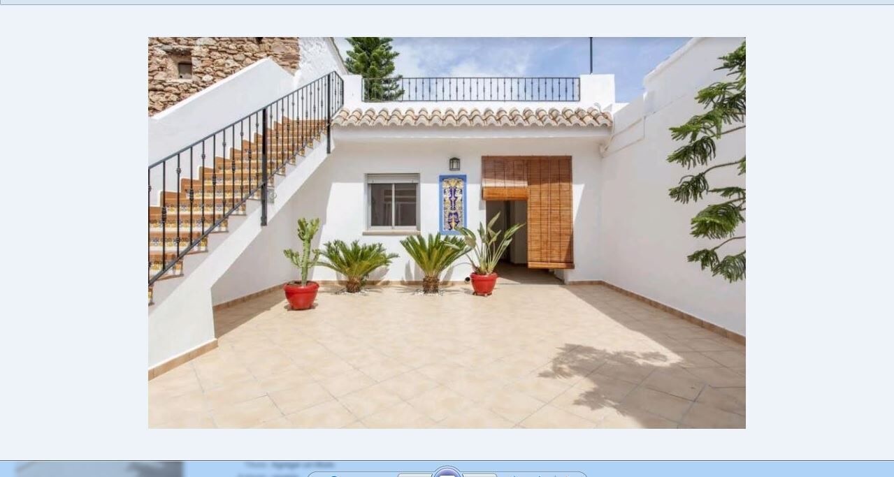 Photo of Outdoor in Benavites