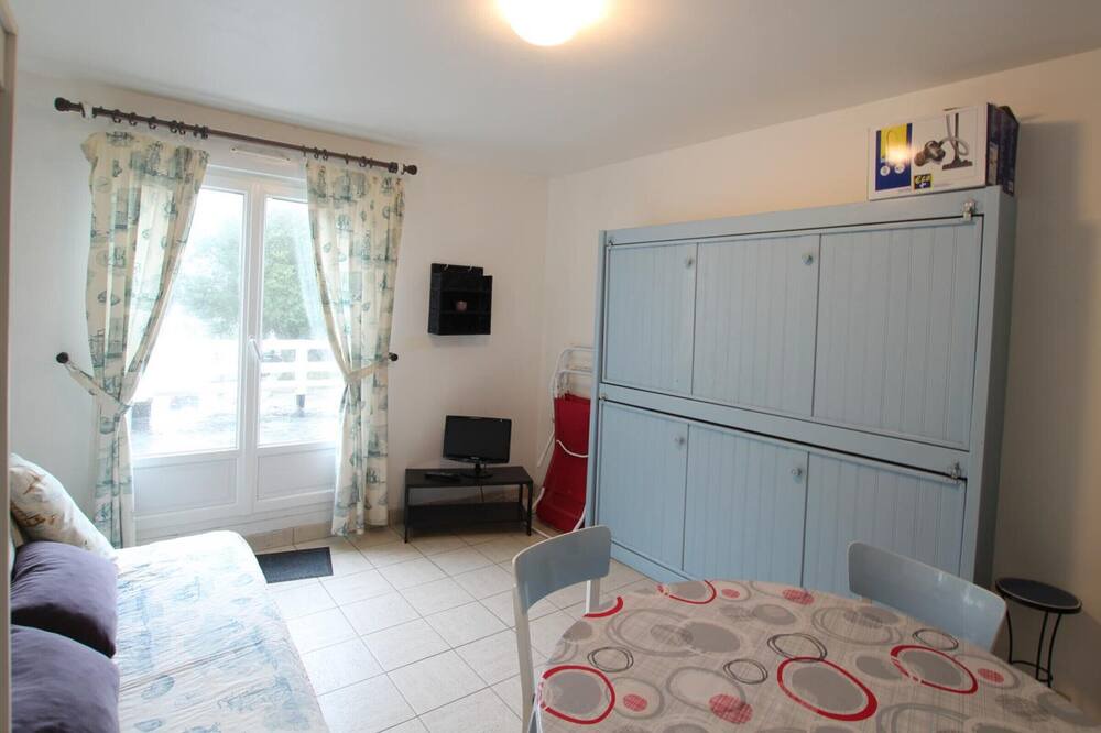 Photo of Bedroom in Donville-les-Bains