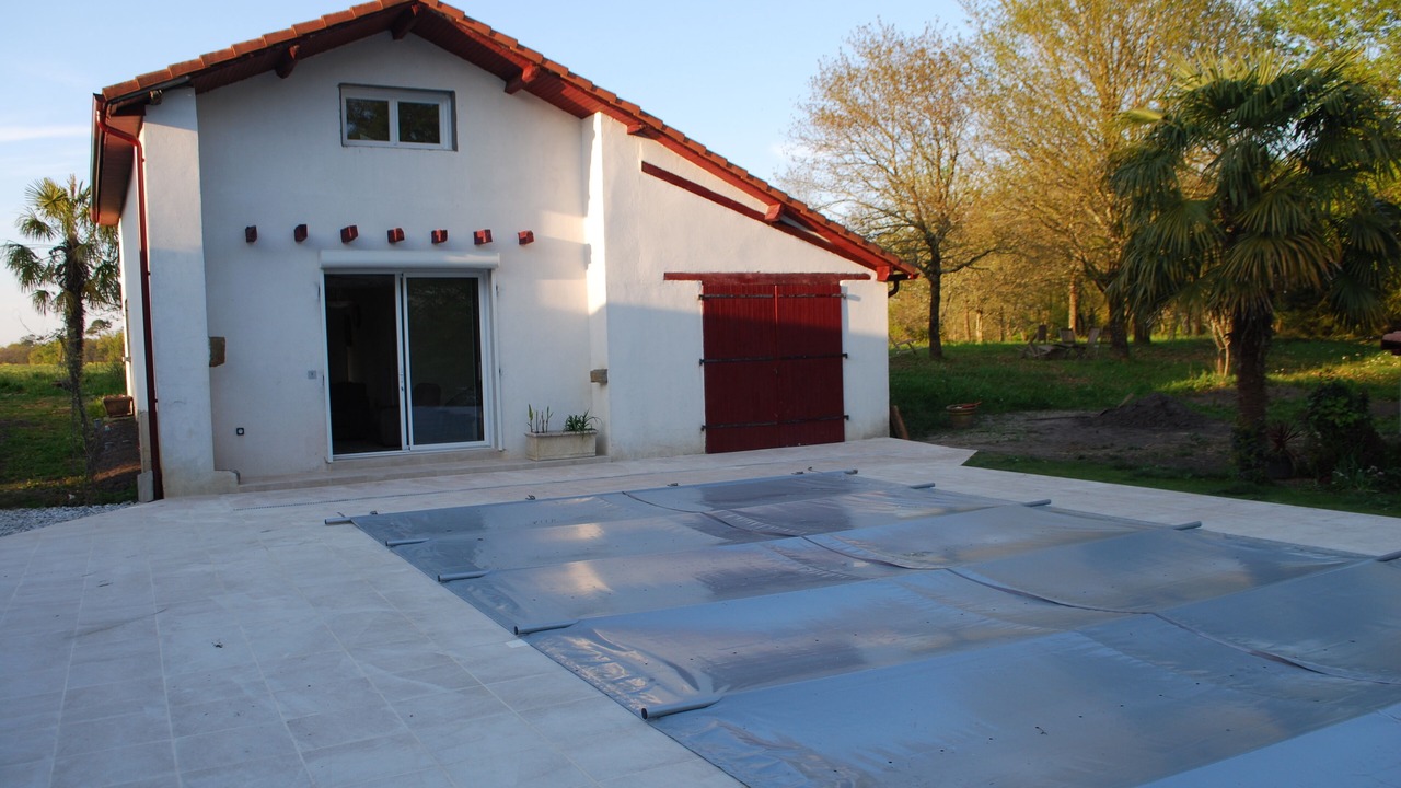 Photo of Outdoor in Garrey