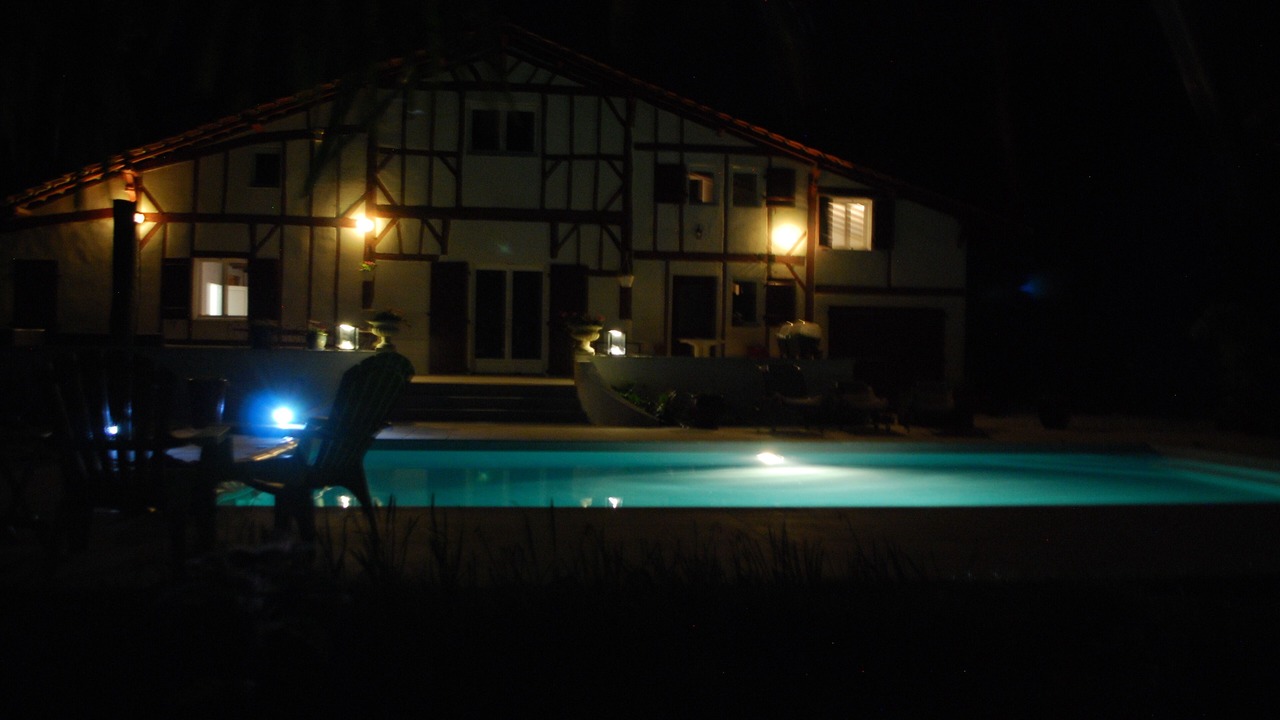 Photo of Outdoor in Garrey