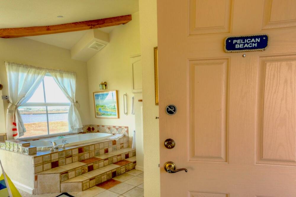 Photo of Bathroom in Moss Landing