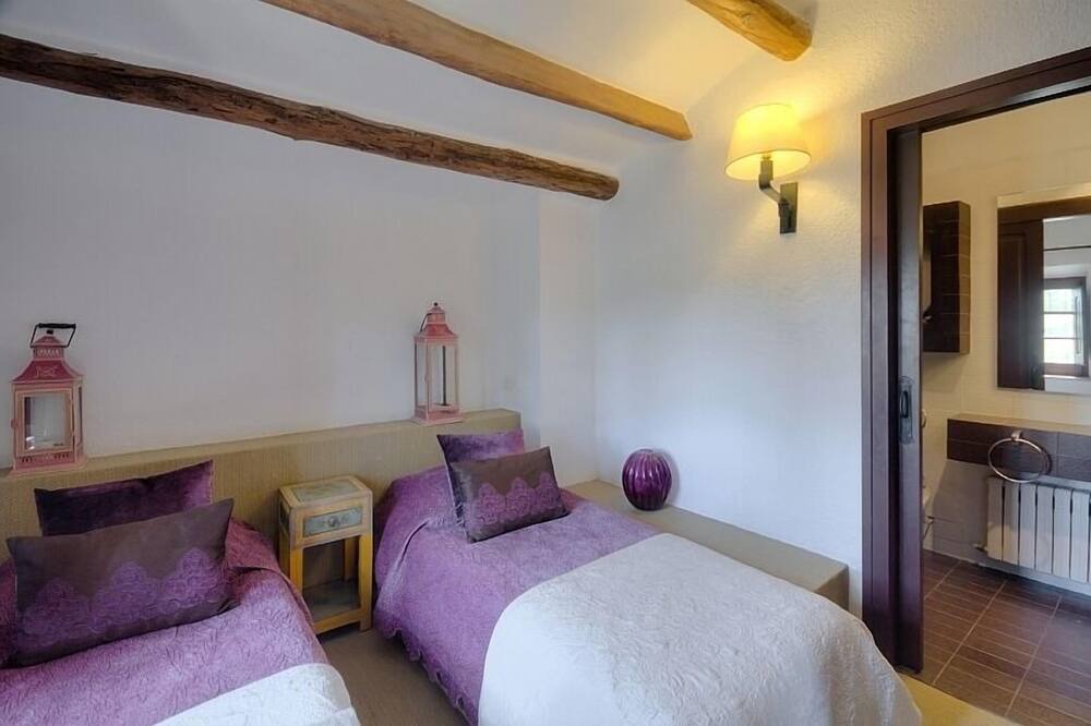 Photo of Bedroom in Olerdola
