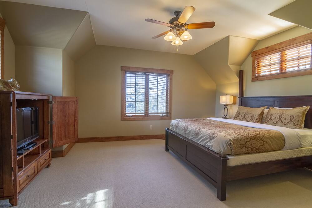 Photo of Others in Tamarack