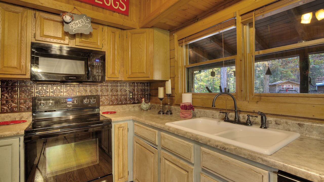 Photo of Kitchen in Wears Valley