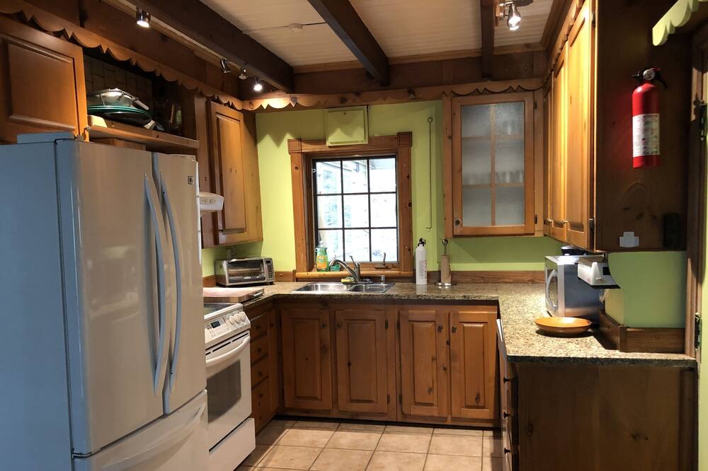 Photo of Kitchen in Saint-Sauveur