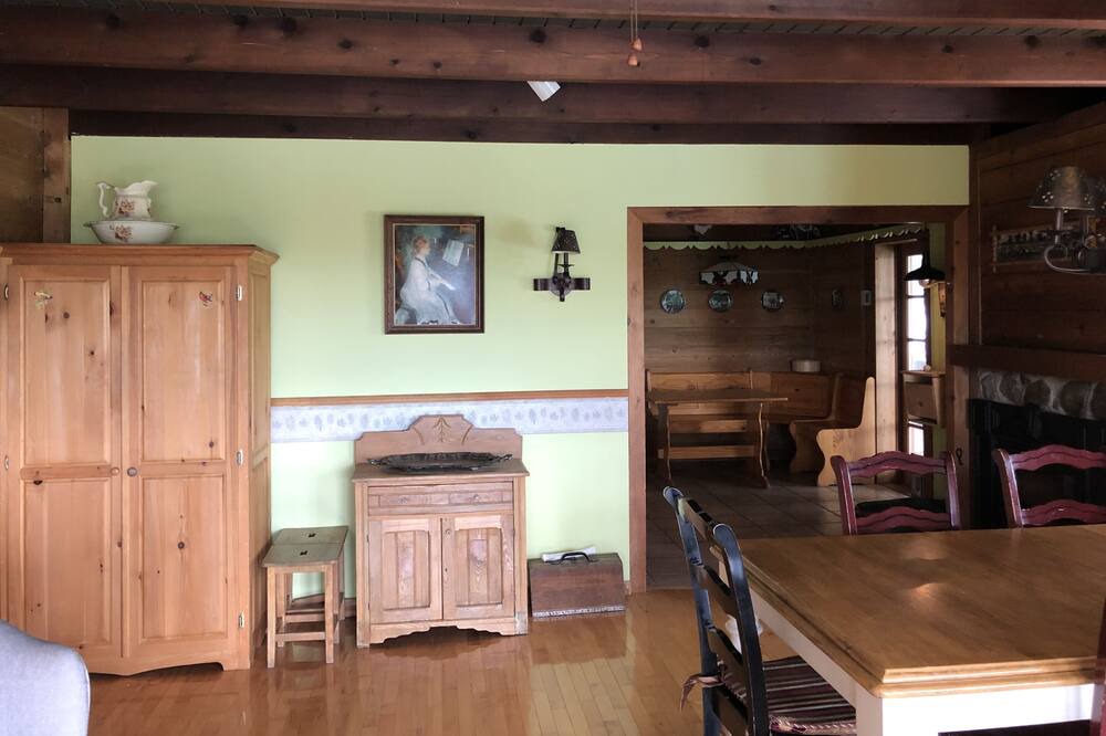 Photo of Others in Saint-Sauveur