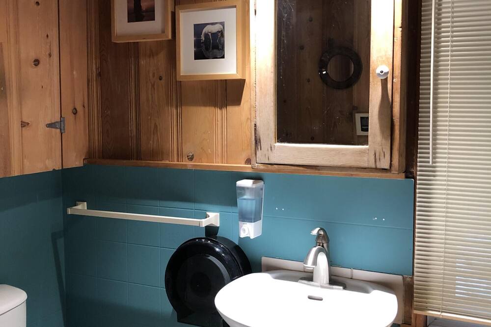 Photo of Bathroom in Saint-Sauveur
