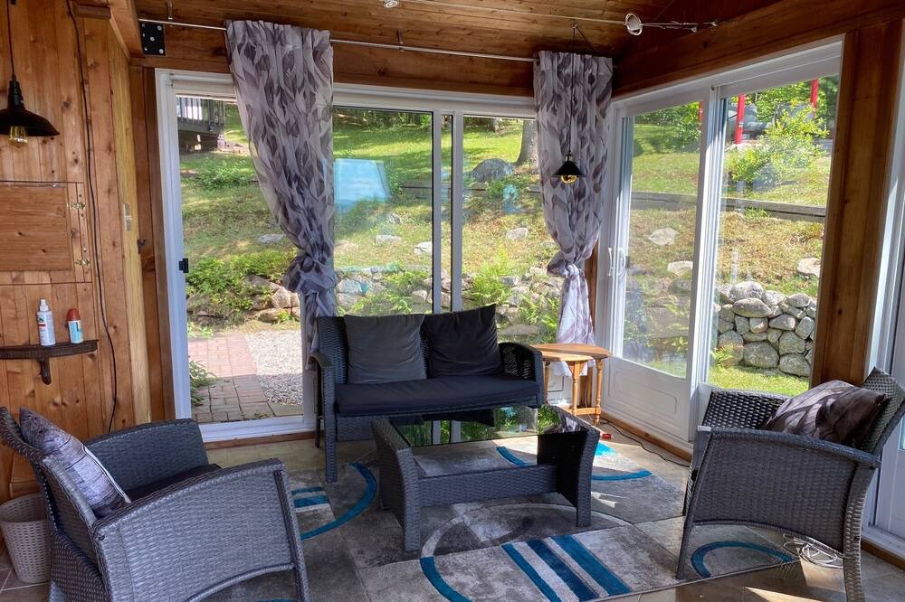Photo of Livingroom in Saint-Sauveur