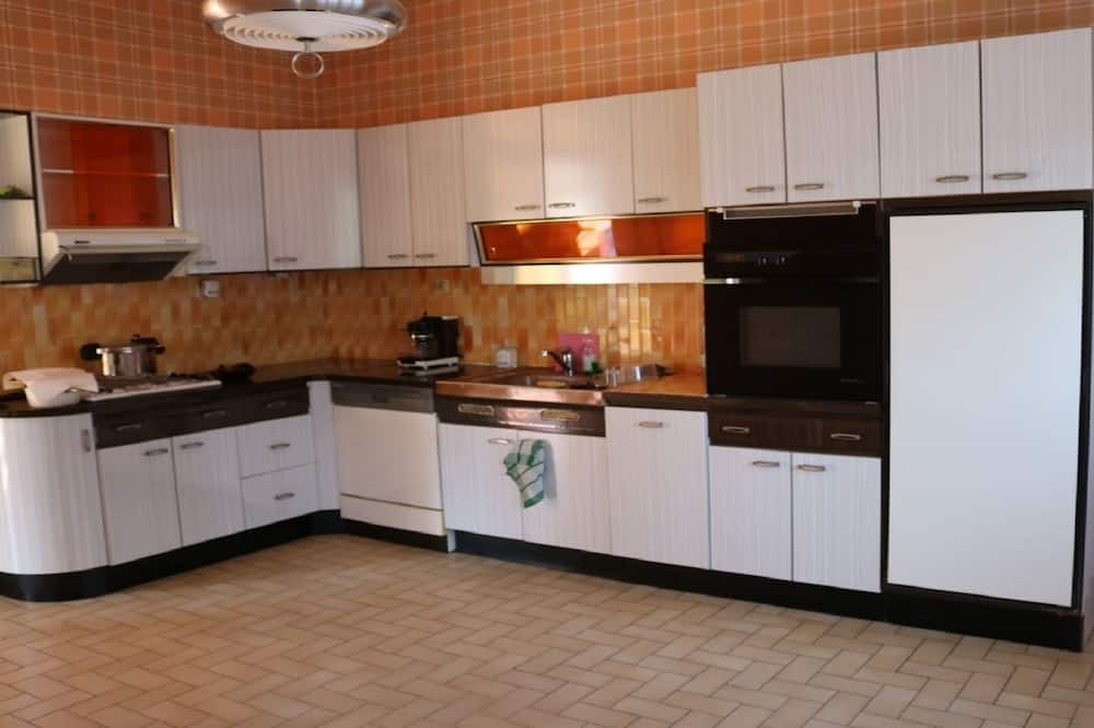 Photo of Kitchen in Angerville