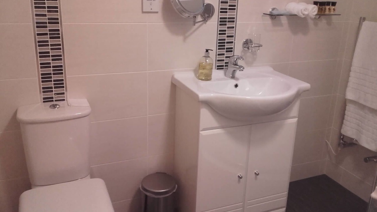 Photo of Bathroom in North Ferriby