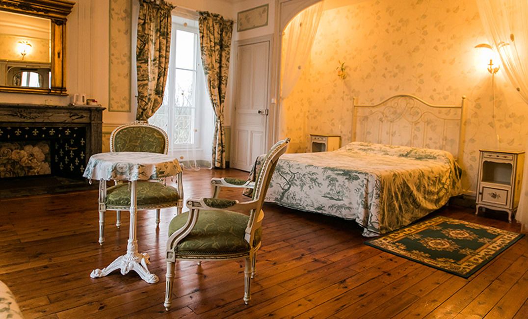 Photo of Bedroom in Chateau-Gontier