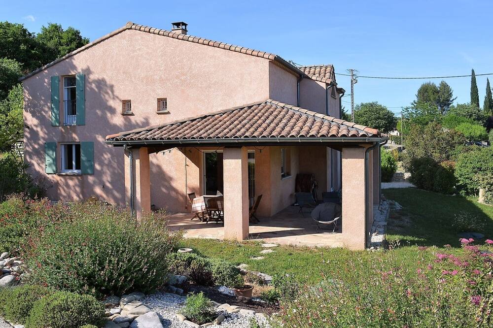 Photo of Outdoor in Chauzon