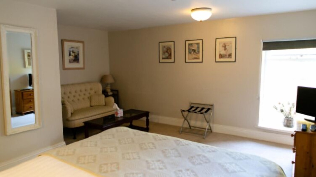 Photo of Bedroom in Tuckenhay