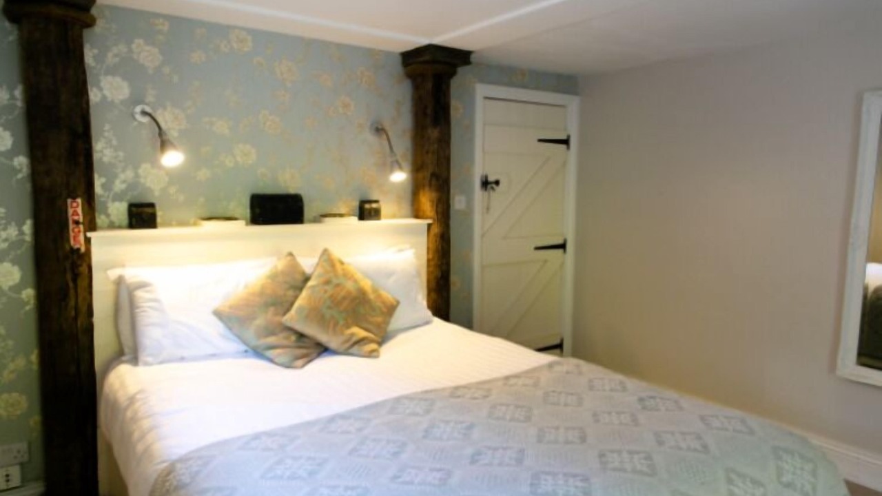 Photo of Bedroom in Tuckenhay