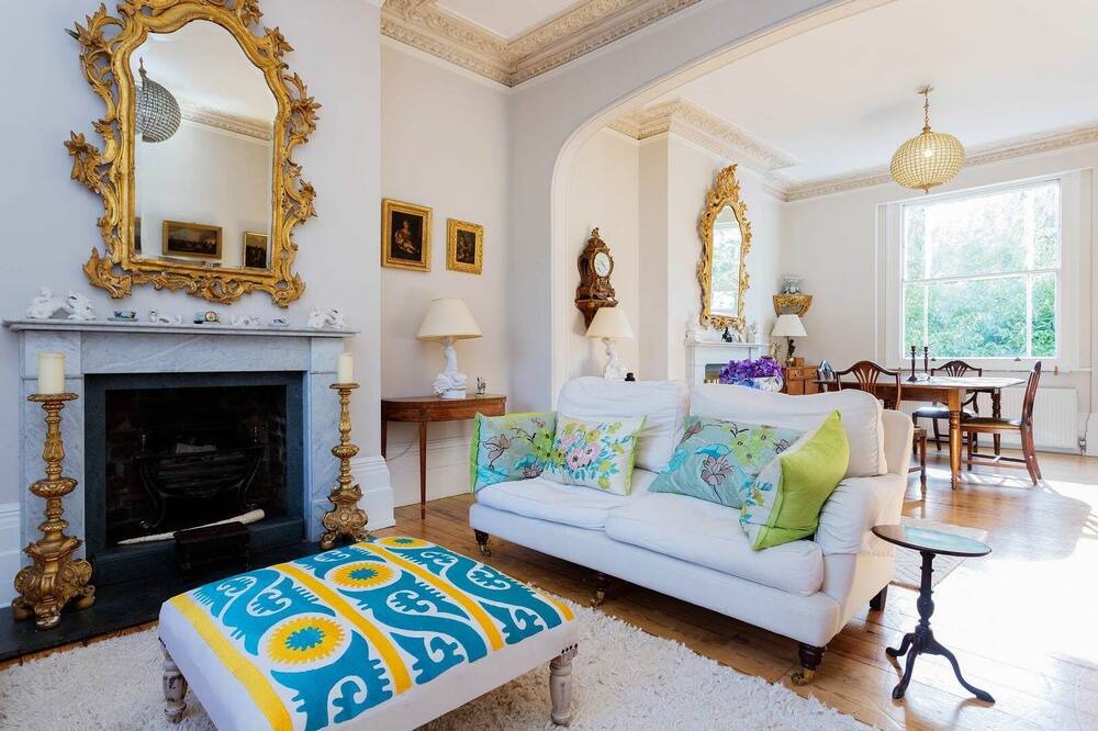 Photo of Others in Pembridge