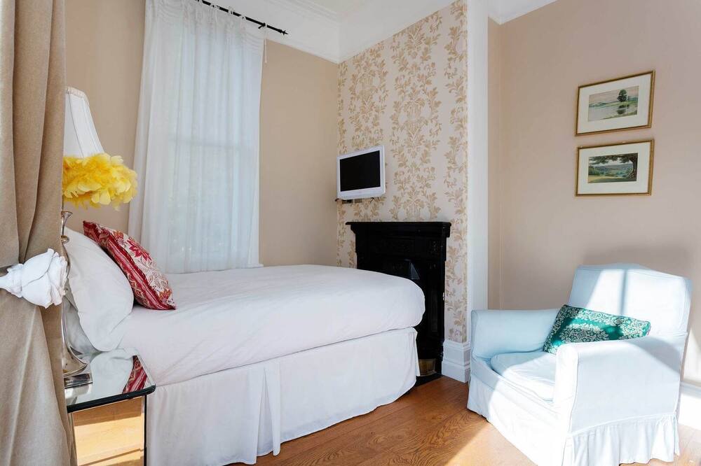 Photo of Others in Pembridge