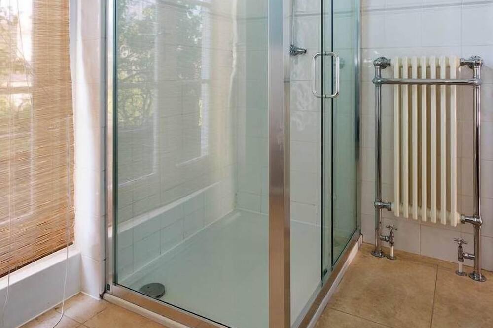 Photo of Others in Pembridge