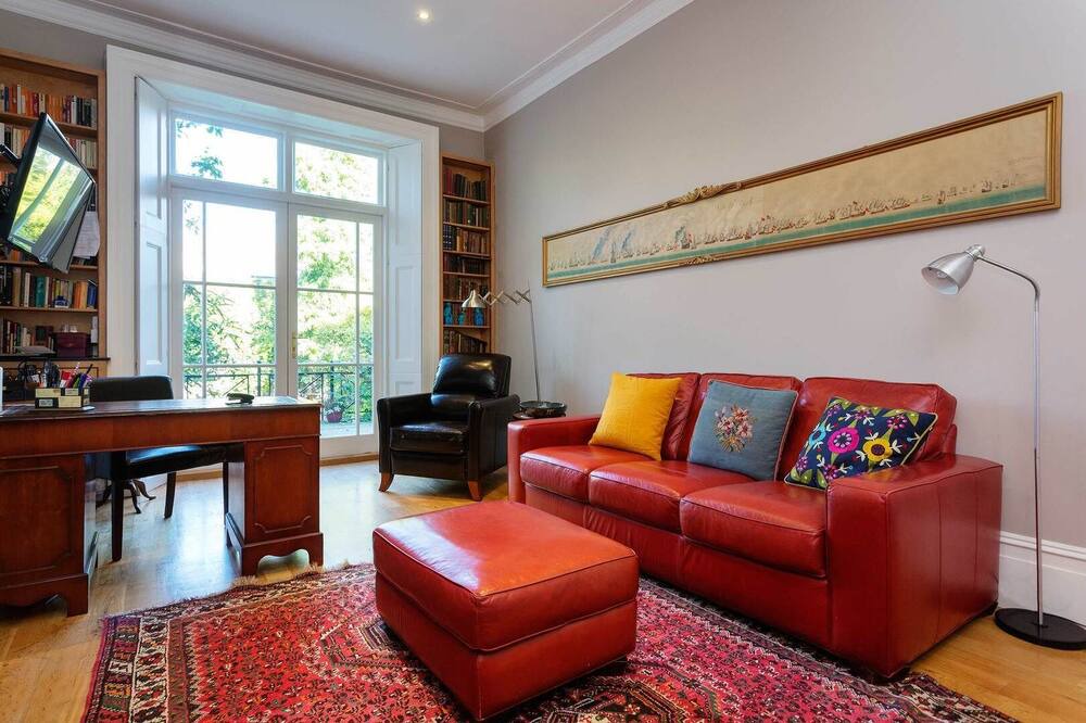 Photo of Others in Pembridge