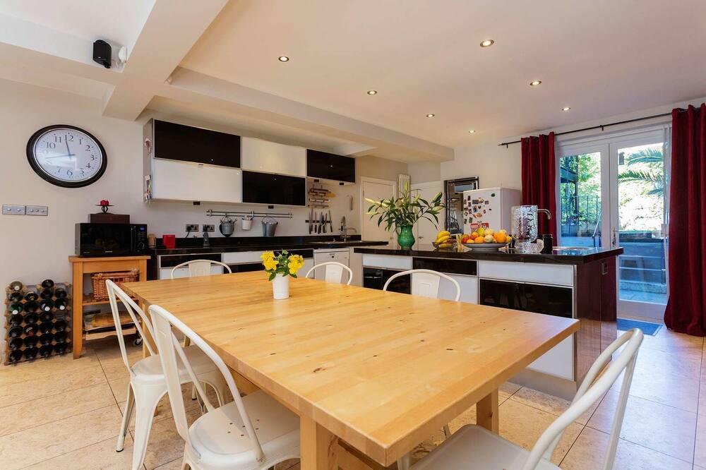 Photo of Others in Pembridge