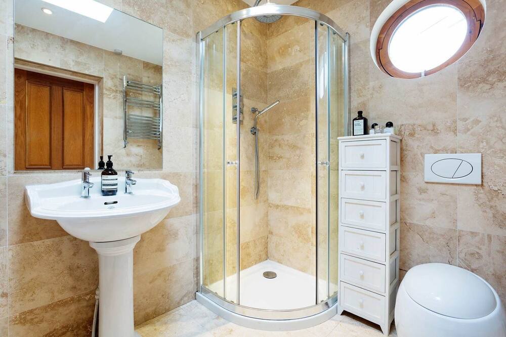 Photo of Bathroom in Ferndale