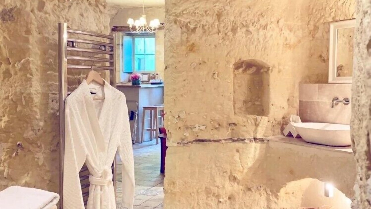 Photo of Bathroom in Vouvray