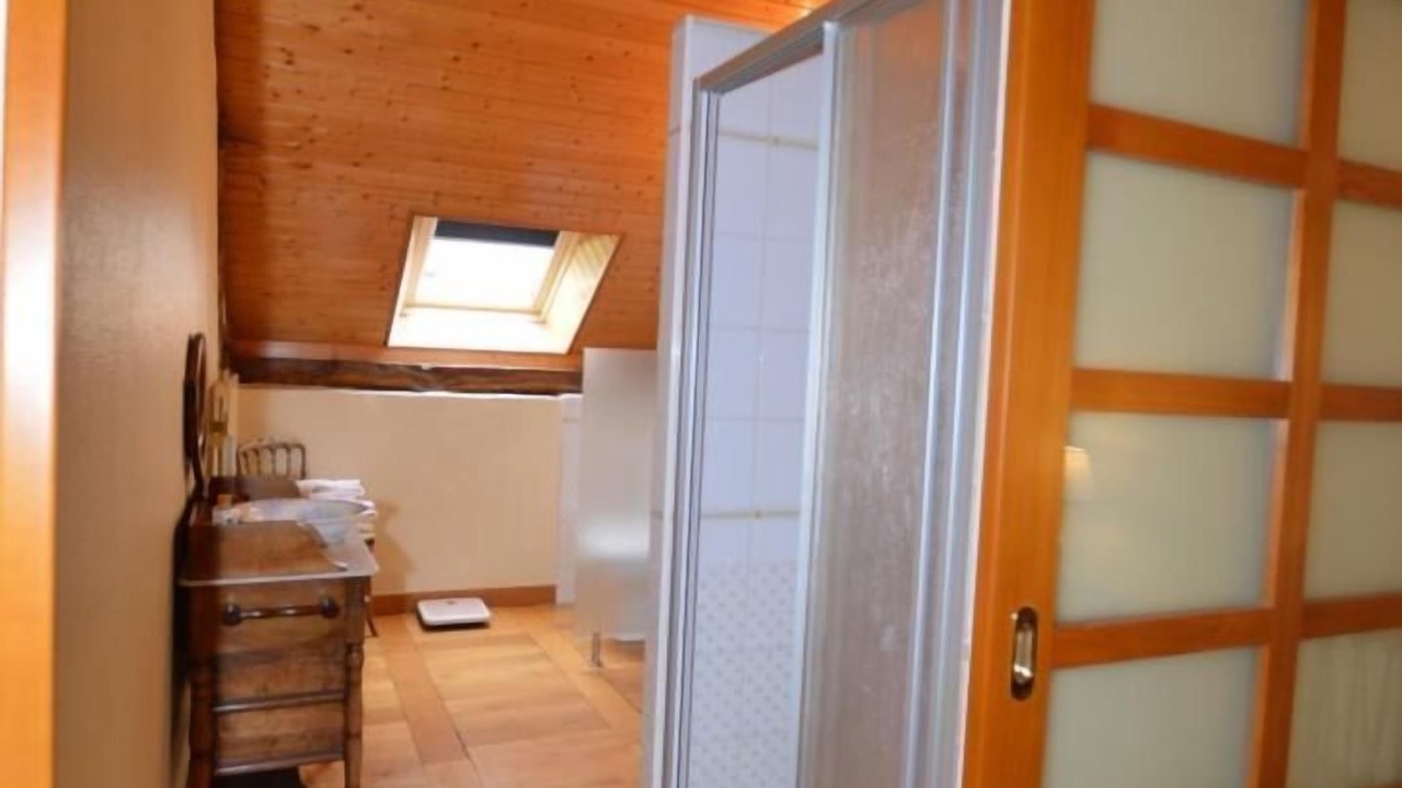 Photo of Bathroom in La Chapelle-Thouarault